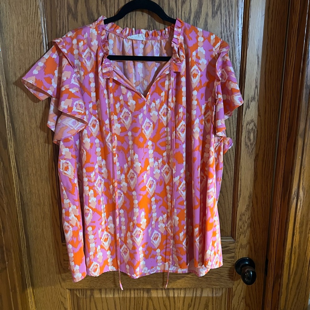 Chic Pink and Orange Patterned Blouse